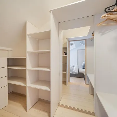 Cathedral Square 2 Bedroom By Reside Baltic Апартаменти