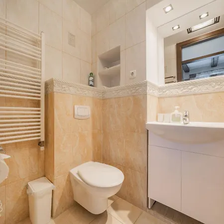 Cathedral Square 2 Bedroom By Reside Baltic Апартаменти